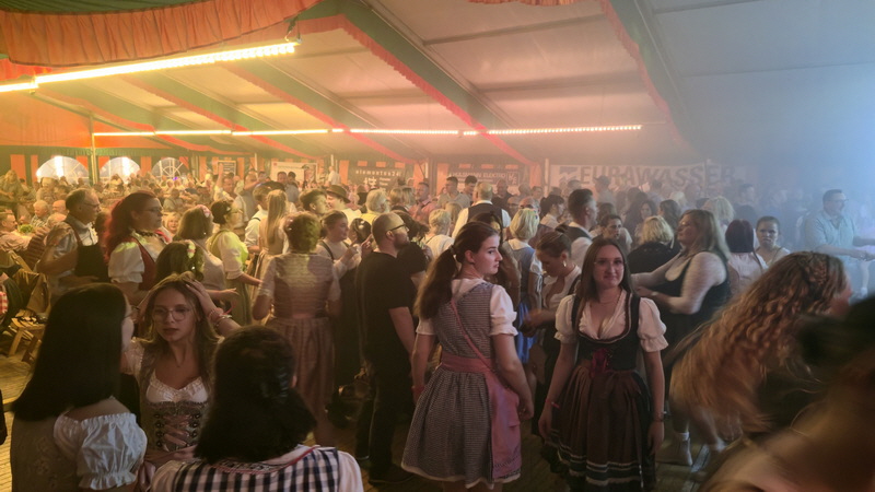 75_Oktoberfest 2025